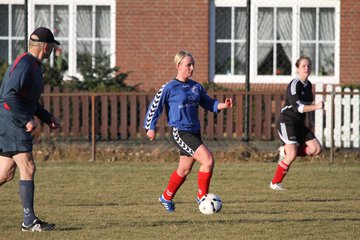 Bild 120 - Frauen Kellinghusen am 26.2.12